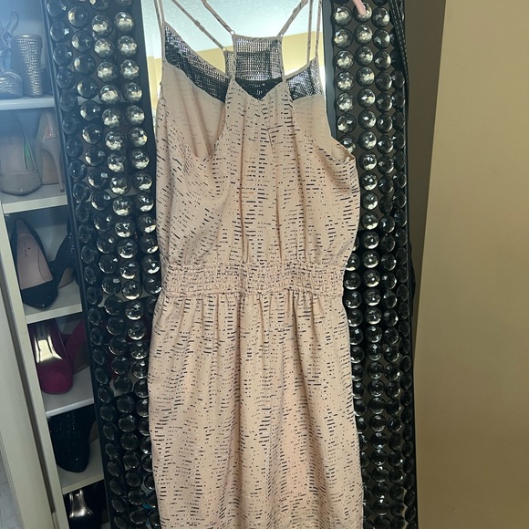 Cute BCBG dress - Picture 4 of 4
